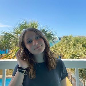 Meet your Posher, Molly